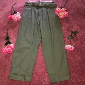 Cute highwaisted flare pants!